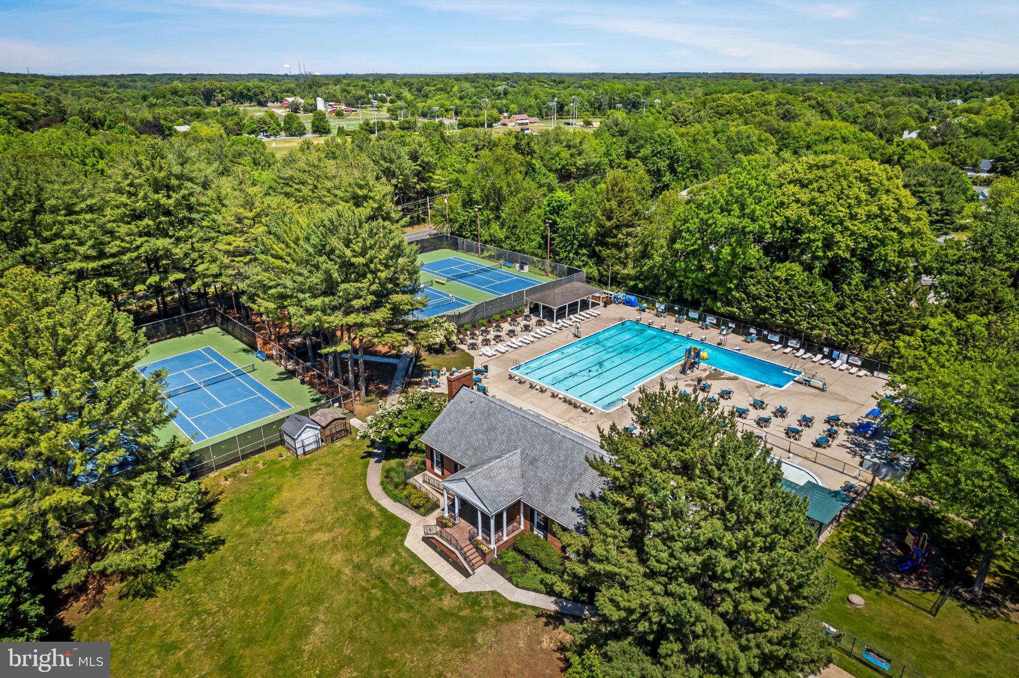 CHARTWELL - Residential