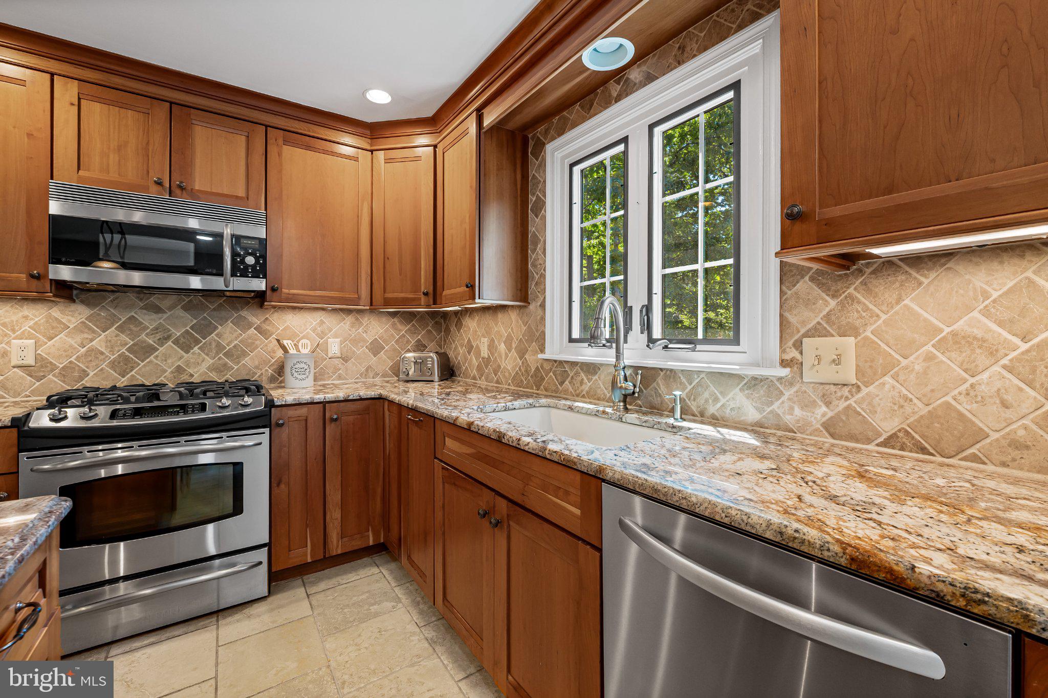 CHARTWELL - Residential