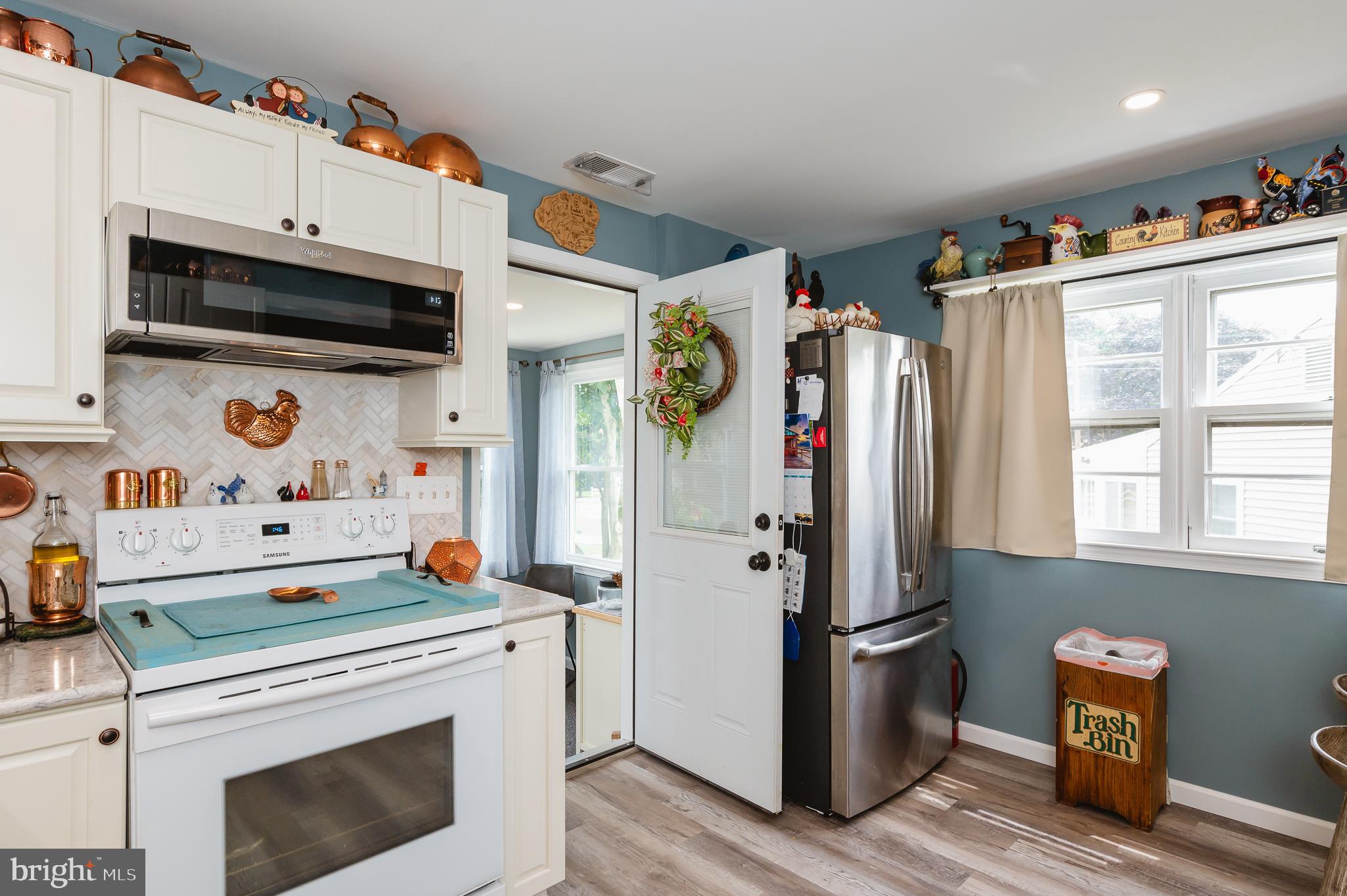 STANSBURY MANOR - Residential