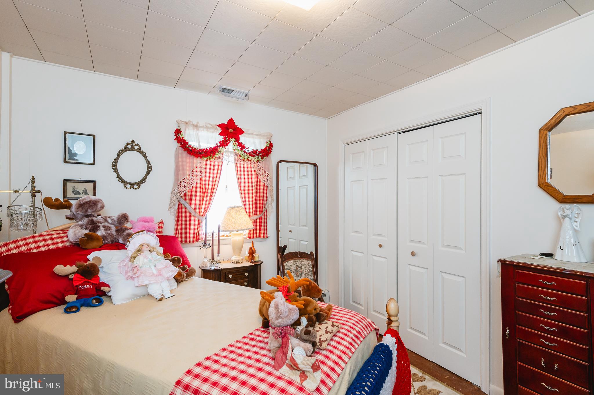 STANSBURY MANOR - Residential