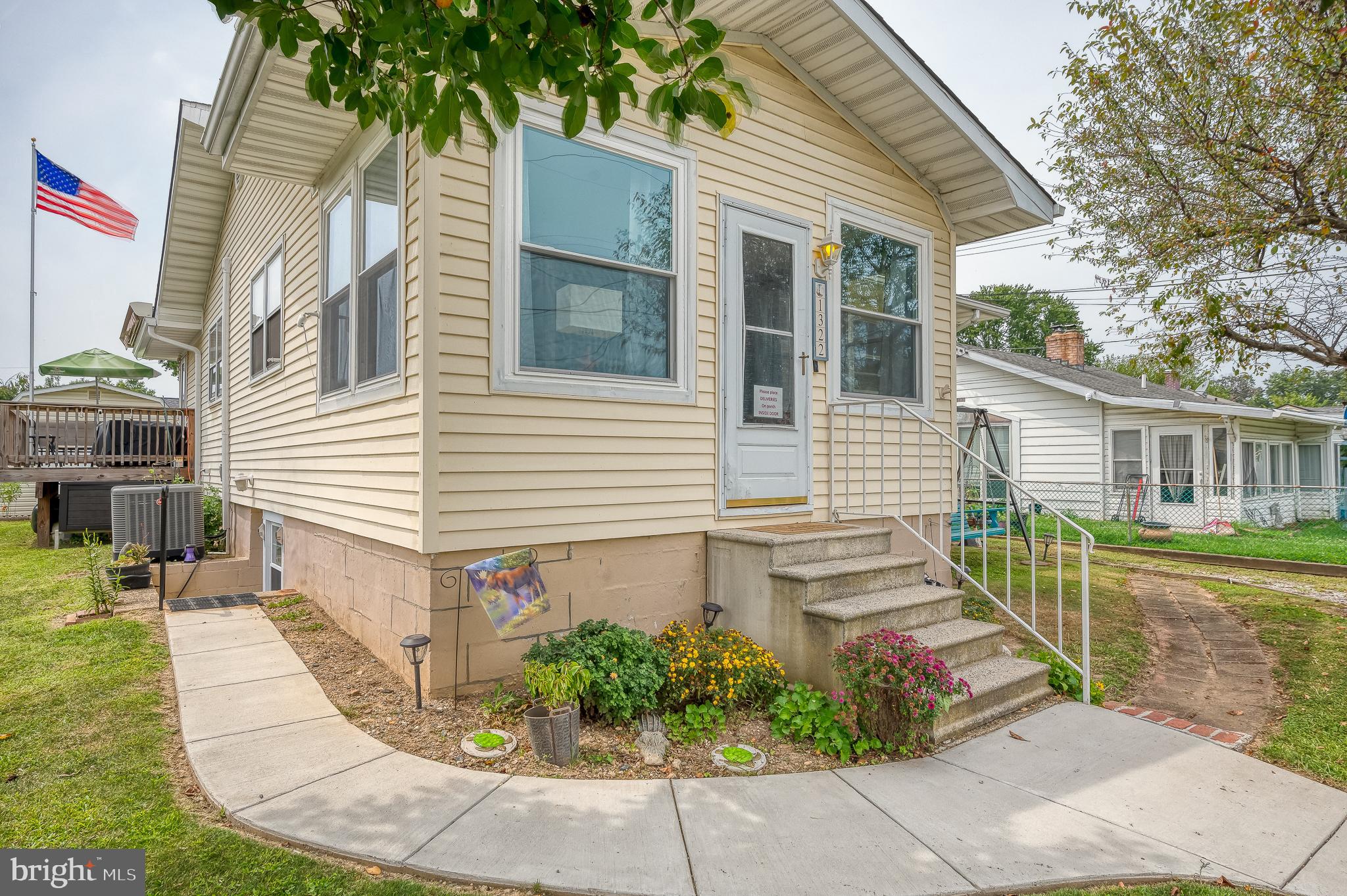 STANSBURY MANOR - Residential