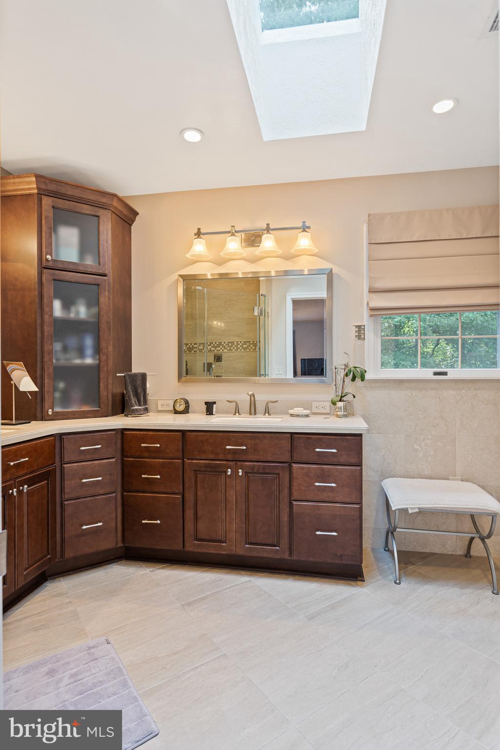 GAYFIELDS - Residential