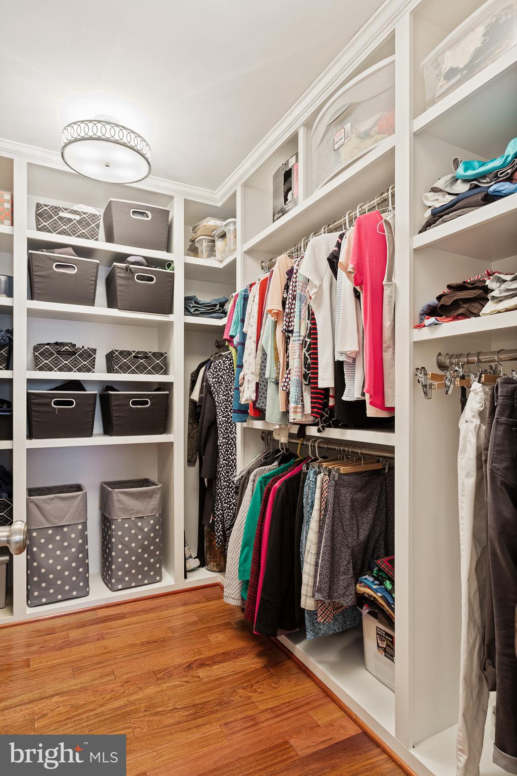 GAYFIELDS - Residential