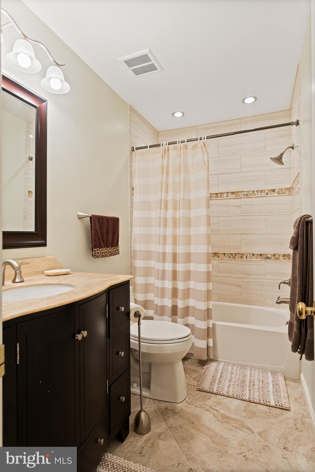 GAYFIELDS - Residential