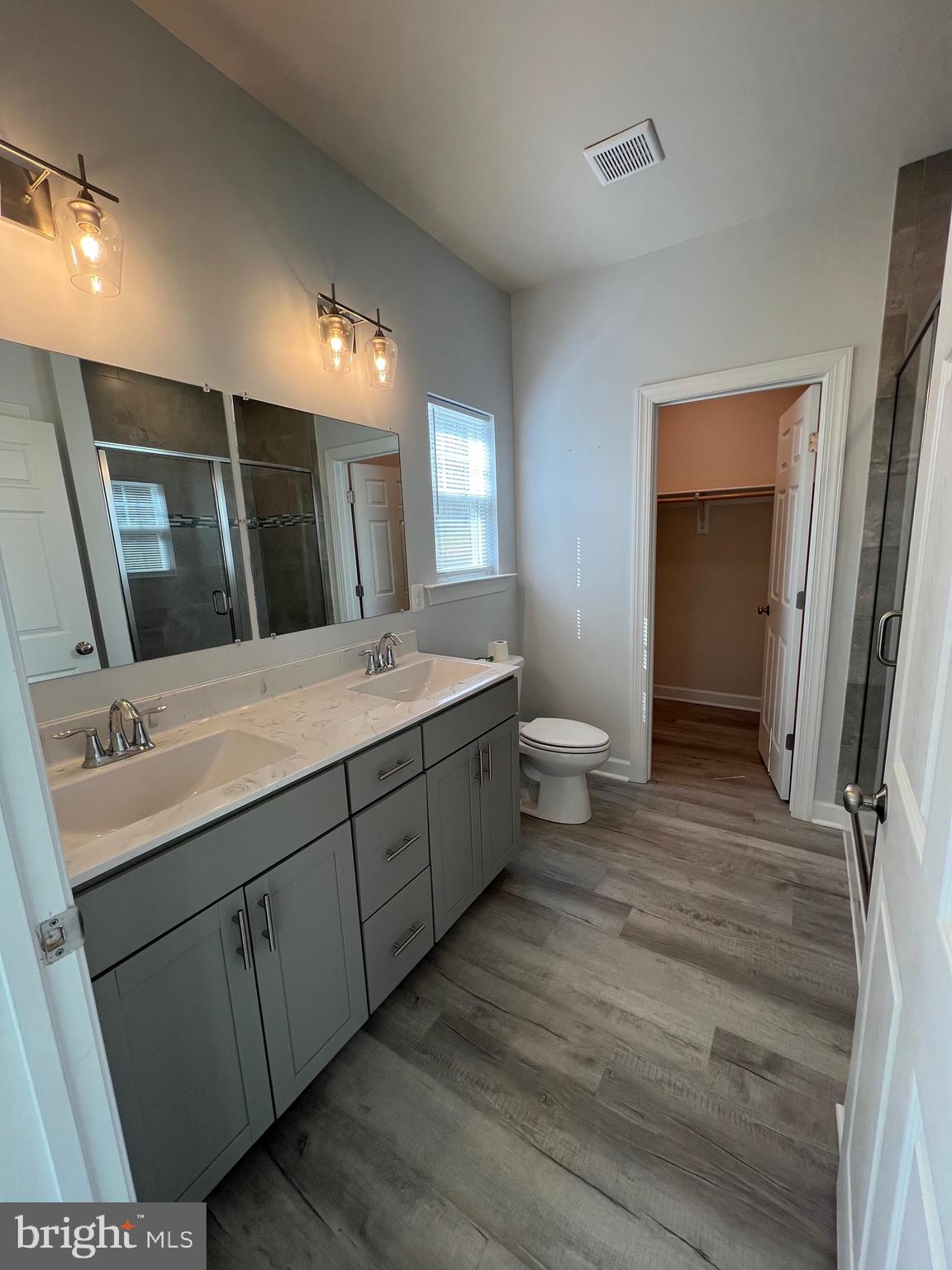 HERITAGE VILLAGE - Residential