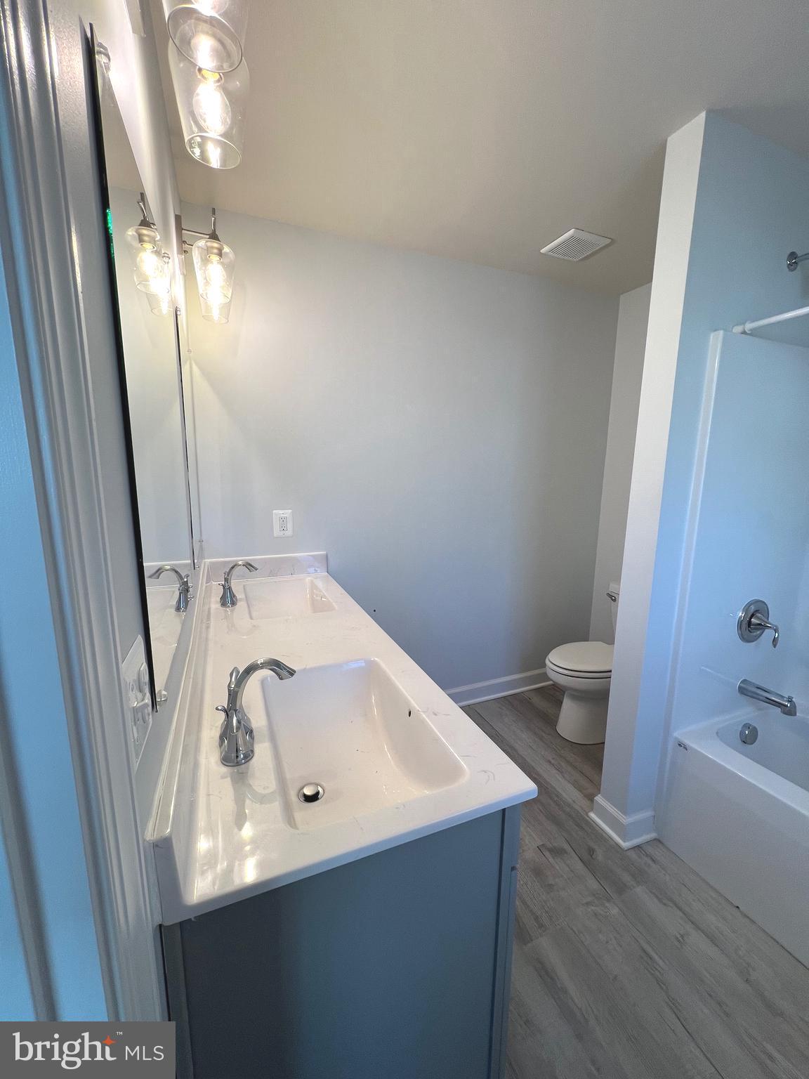 HERITAGE VILLAGE - Residential