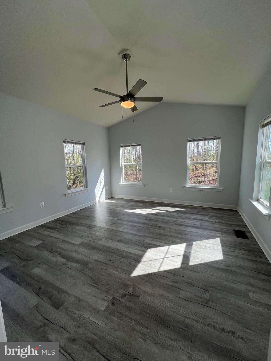 HERITAGE VILLAGE - Residential