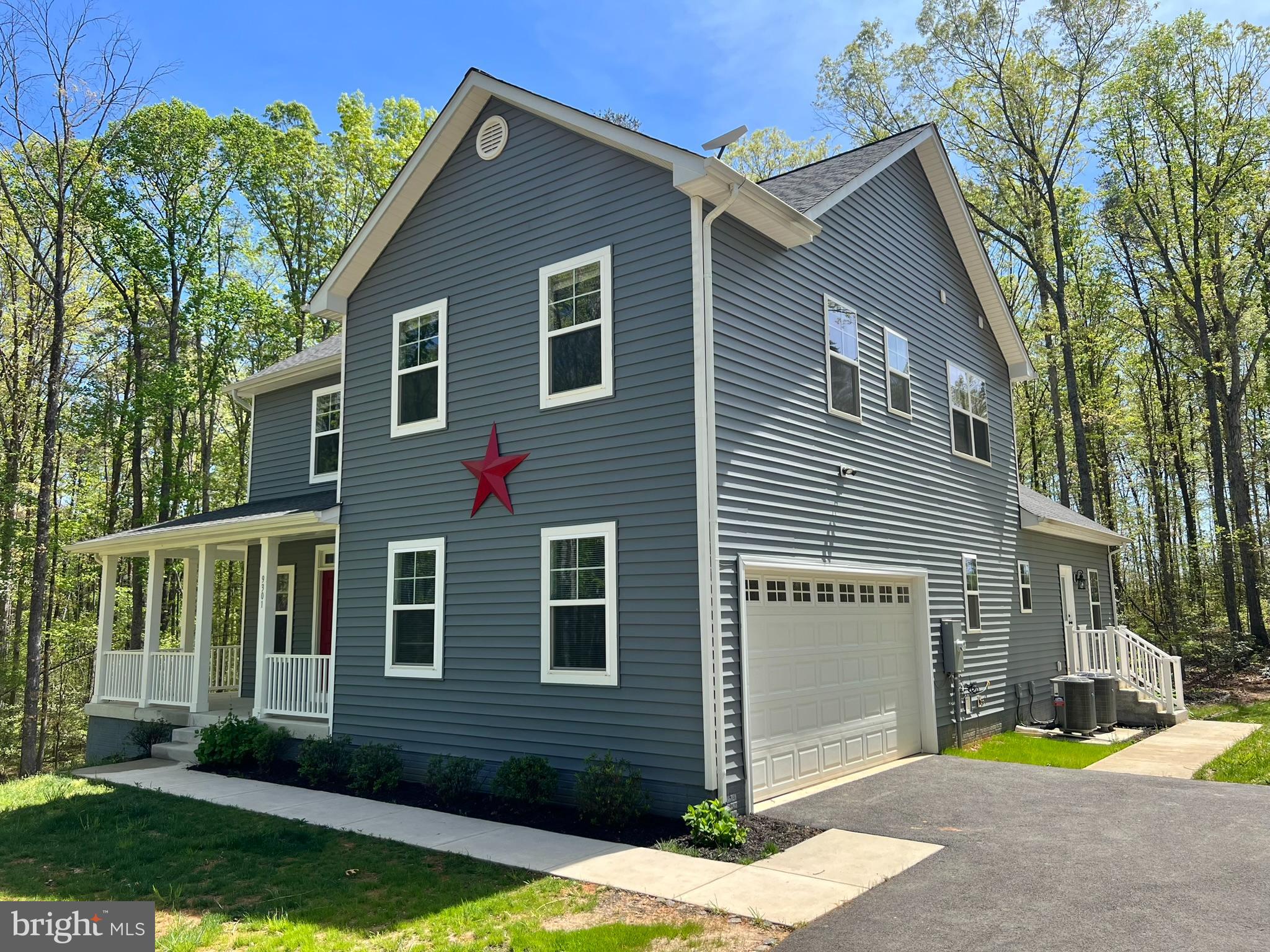 HERITAGE VILLAGE - Residential