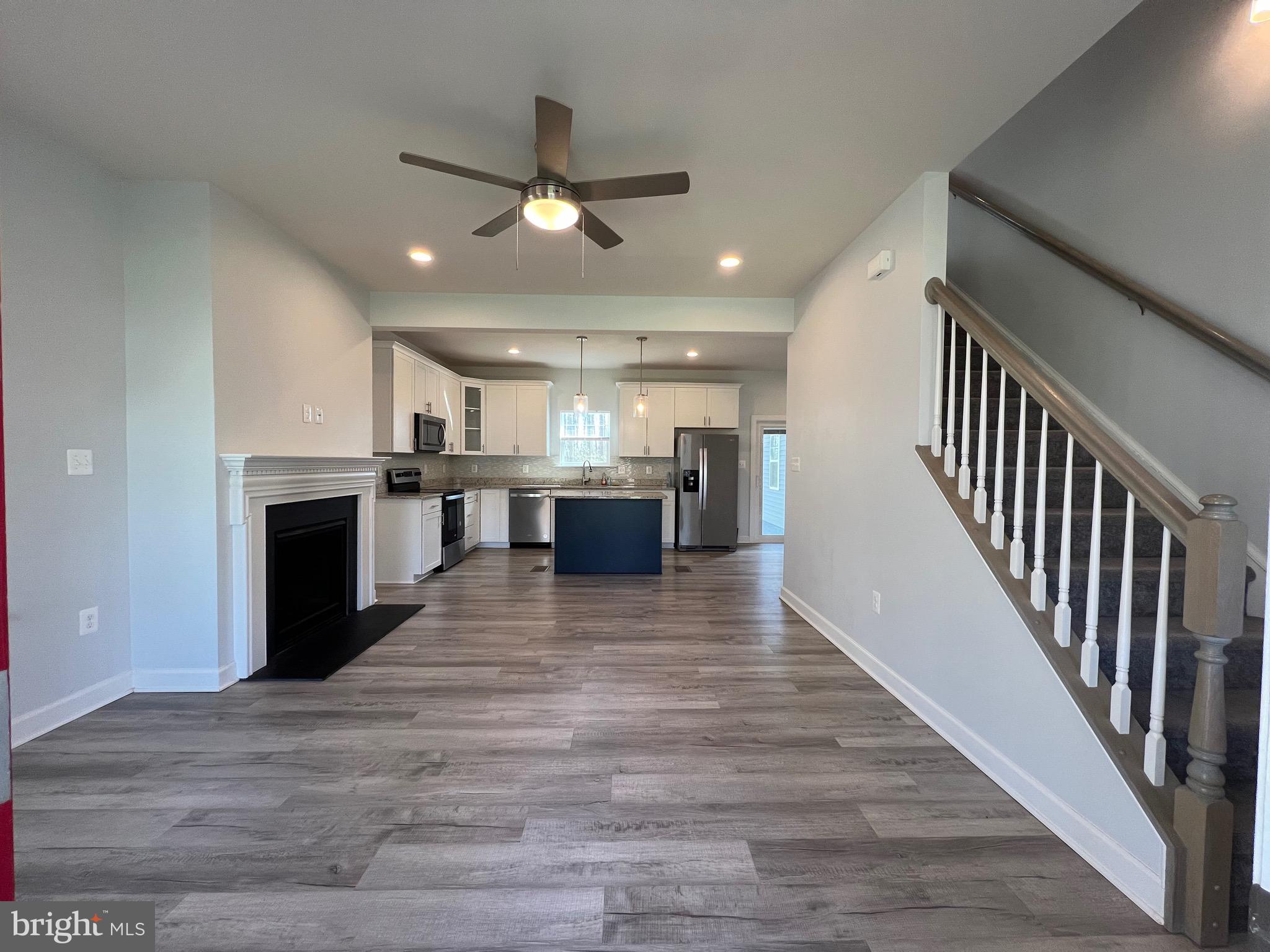 HERITAGE VILLAGE - Residential