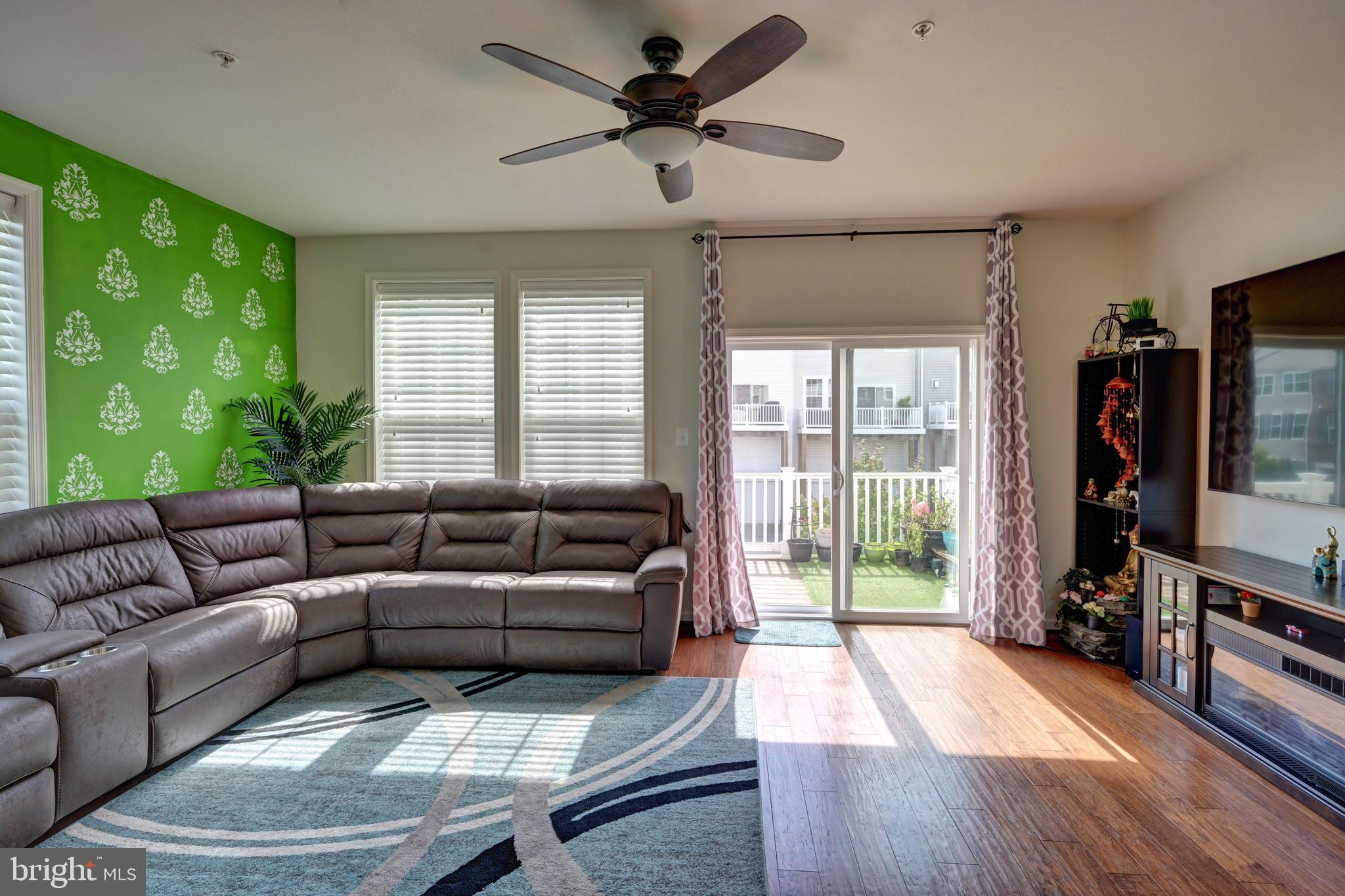 TOWNS AT QUARRY PLACE - Residential Lease