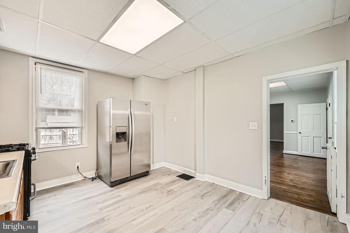 LAKE EVESHAM - Residential Lease