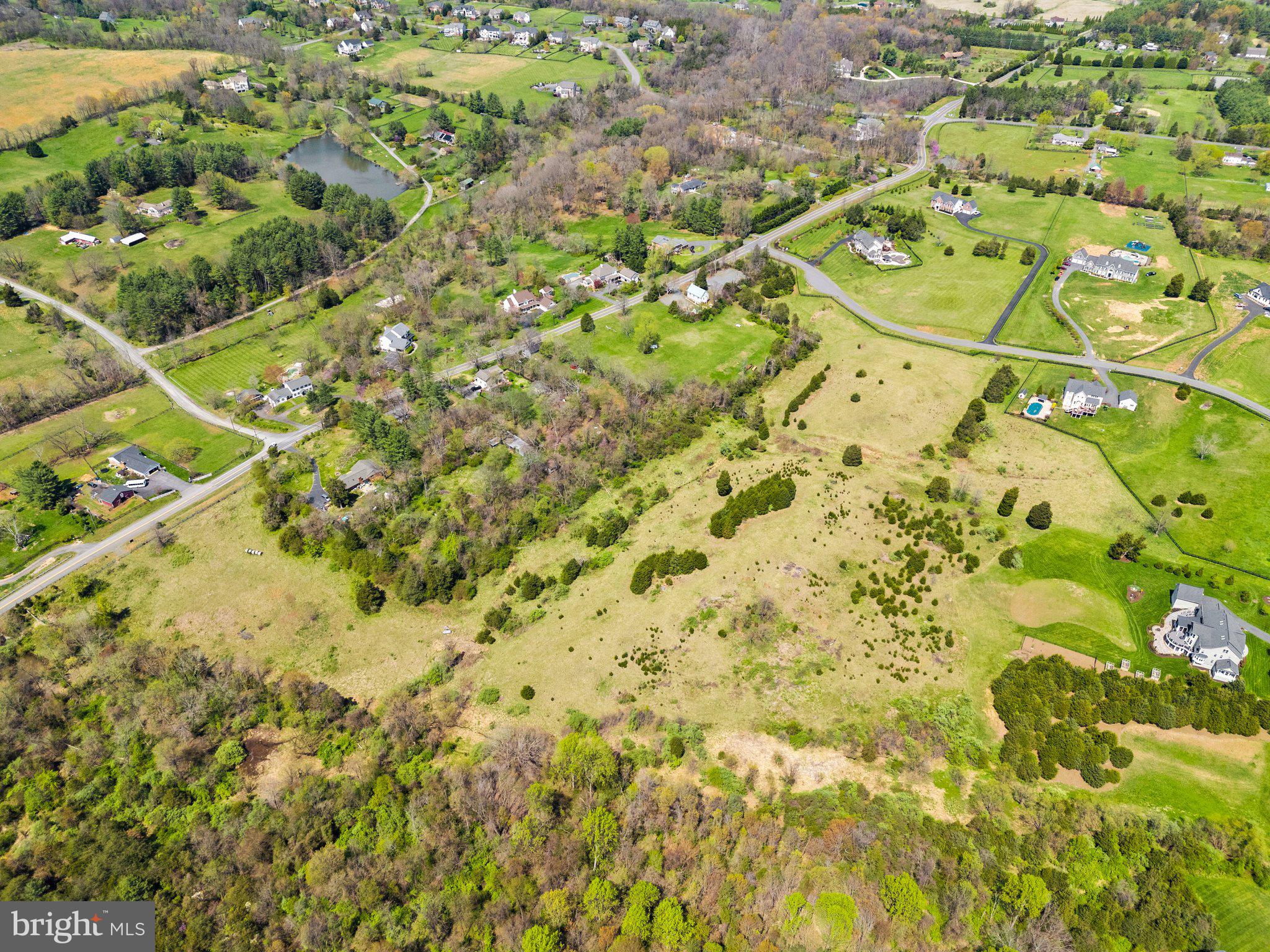 STONE FOX ESTATES - Land