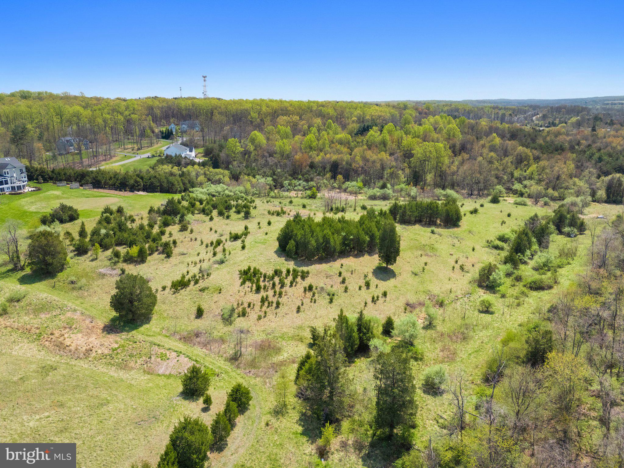 STONE FOX ESTATES - Land