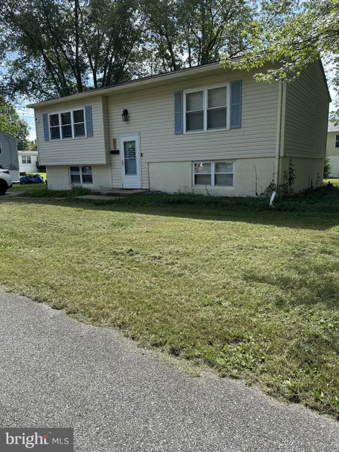 MLS: DENC2110832