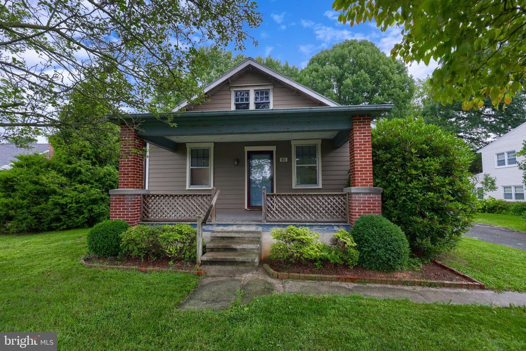 Photo of 85 Delp Road, Lancaster, PA 17601 (MLS # PALA2055350)