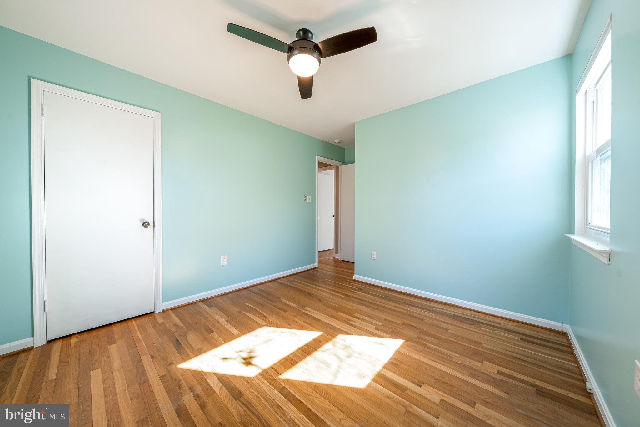 STONEYBROOKE - Residential Lease