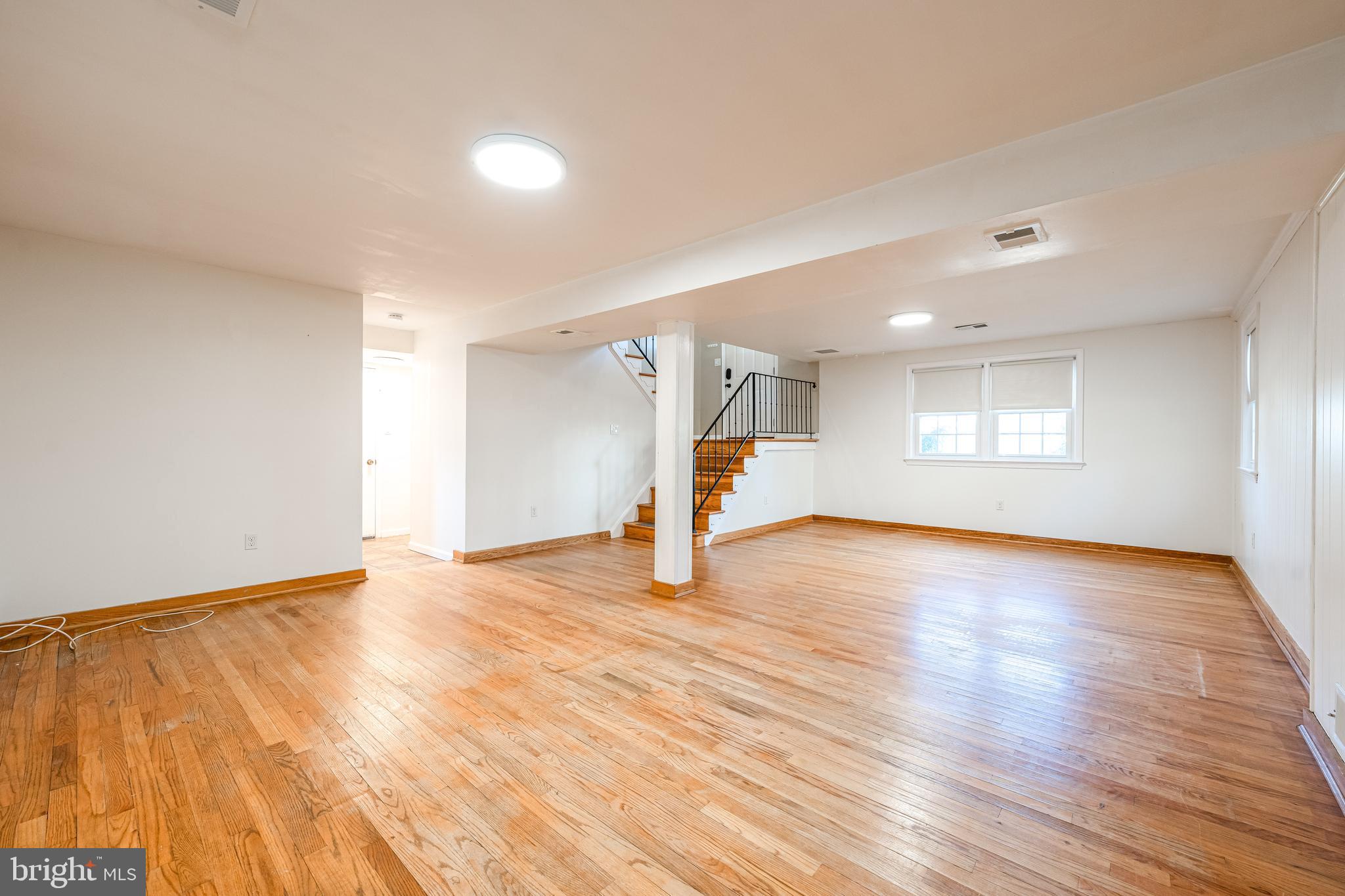 STONEYBROOKE - Residential Lease