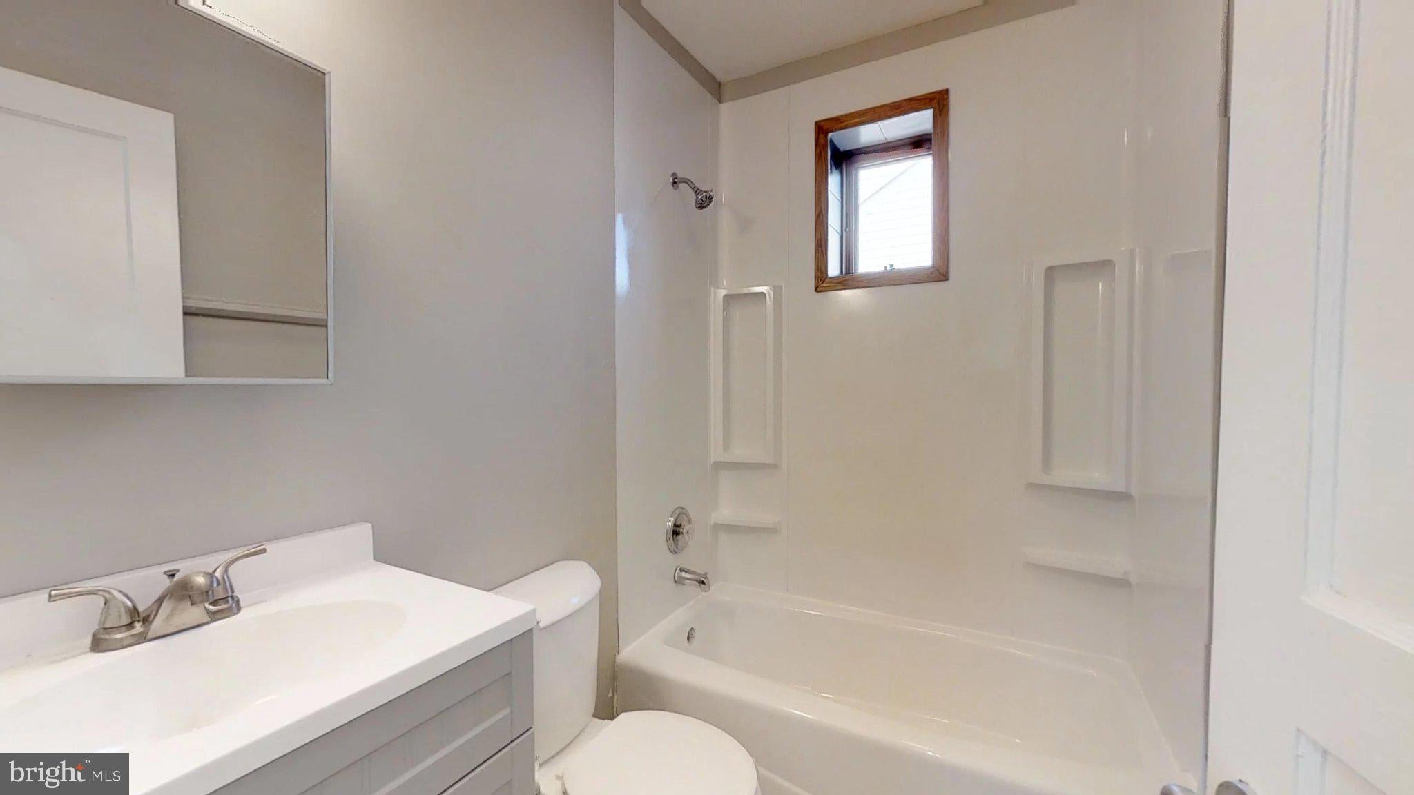 30 W 4TH AVENUE 145