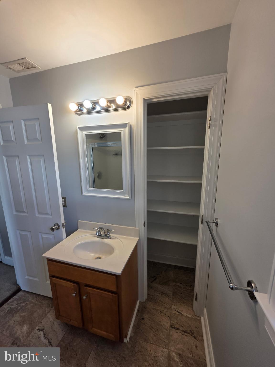 PINEY POINT HOMES - Residential Lease