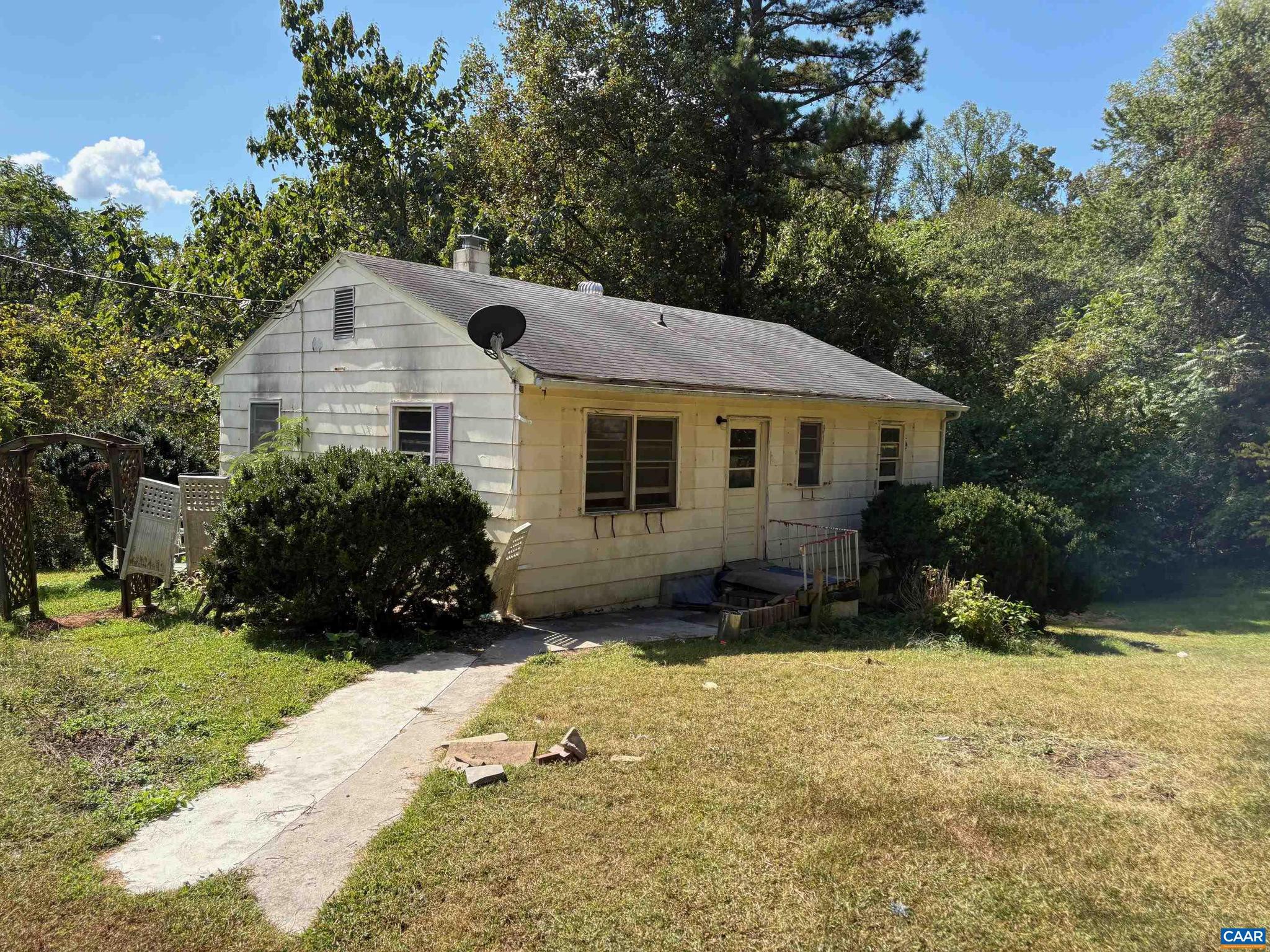 293 ROCHELLE SCHOOL LN 63-39