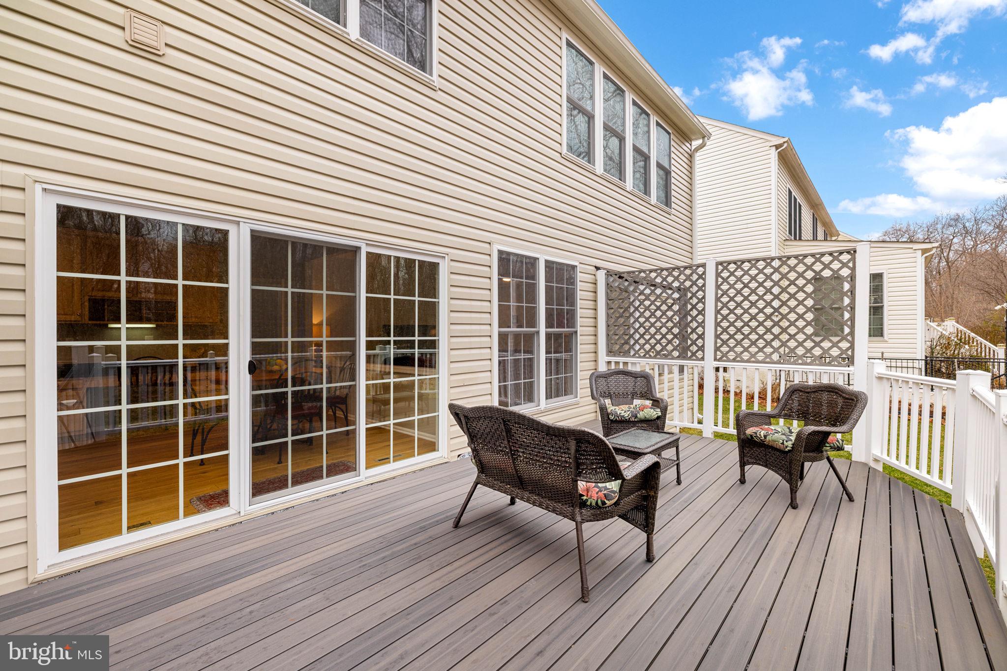 LAUREL HILL - Residential