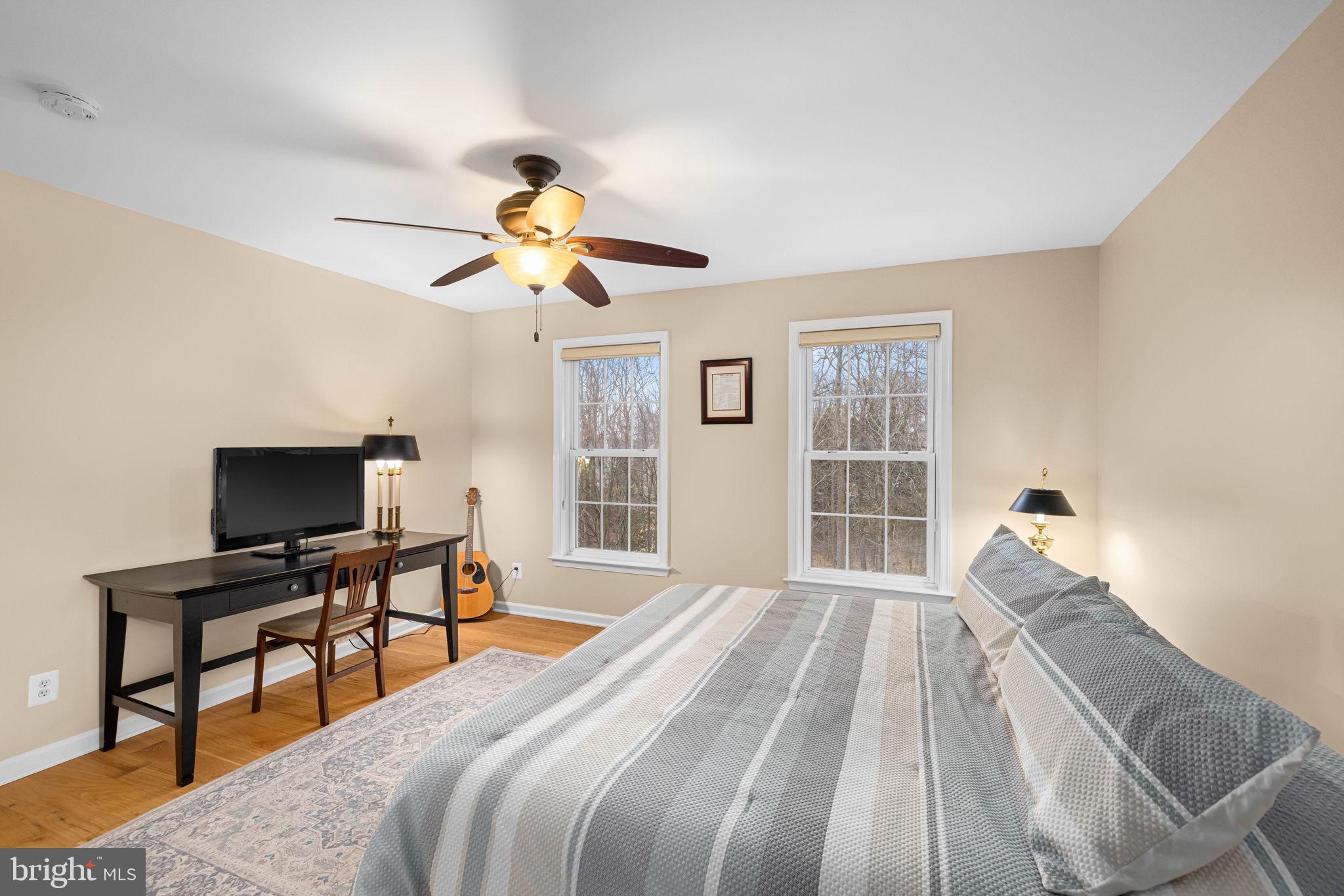 LAUREL HILL - Residential