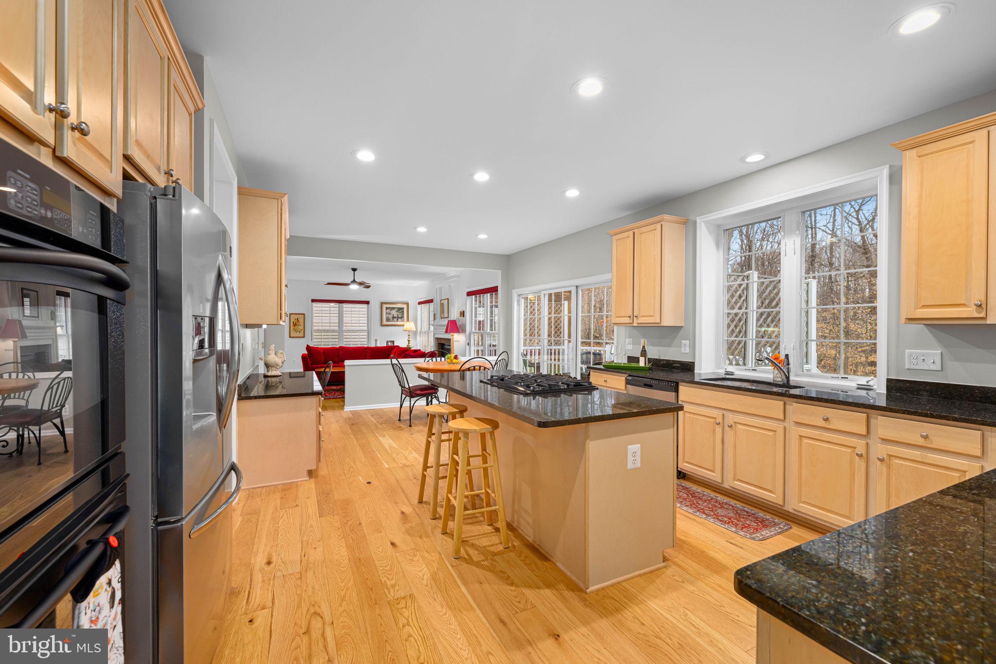 LAUREL HILL - Residential