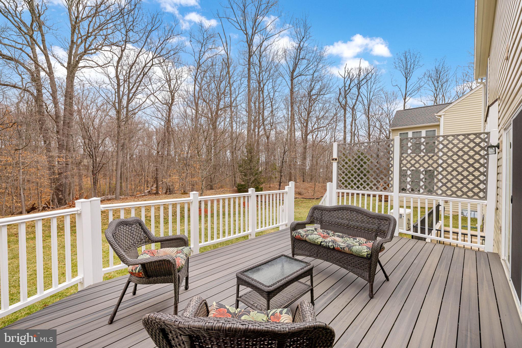 LAUREL HILL - Residential