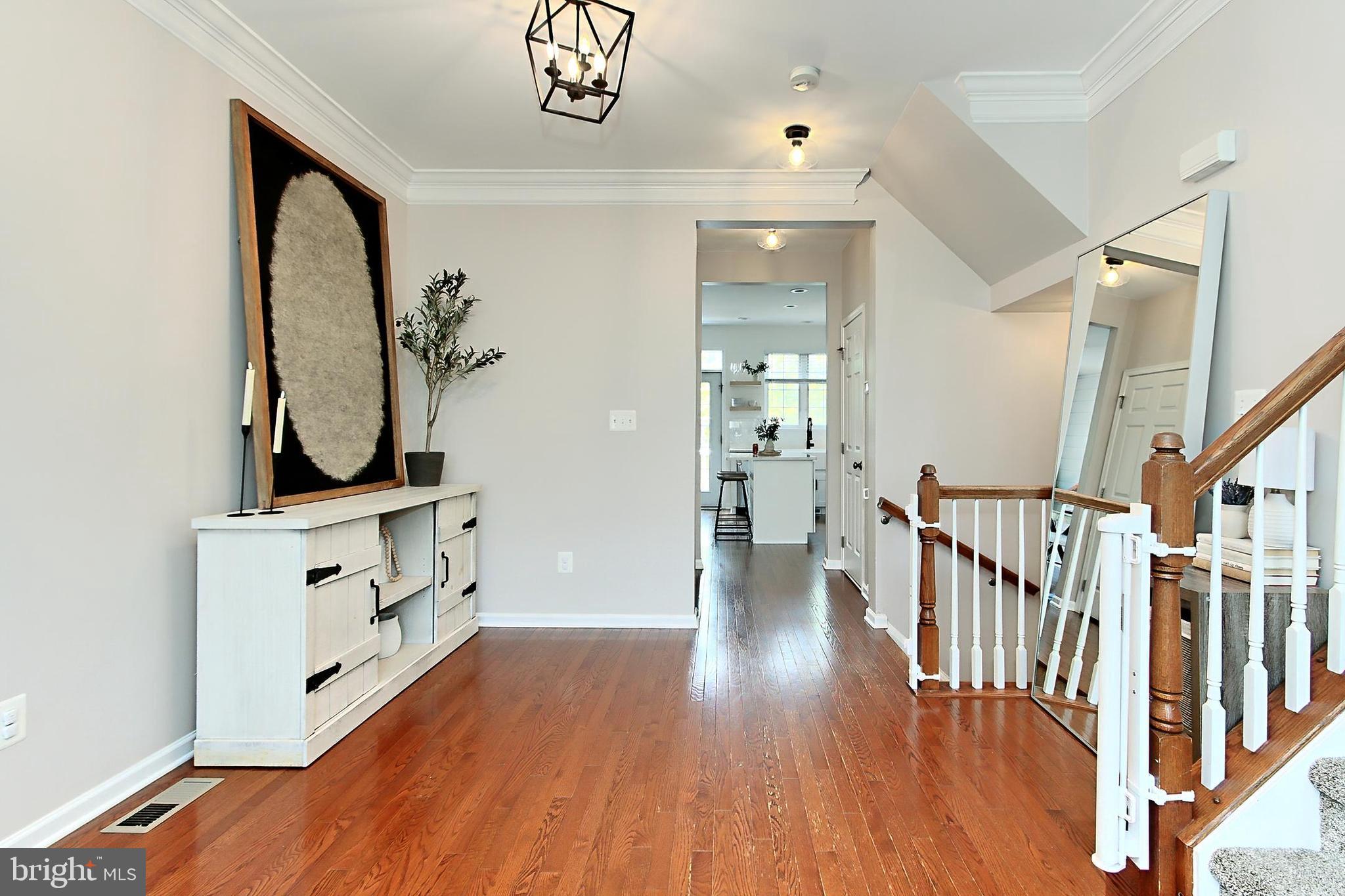 SOUTH RIDING - Residential