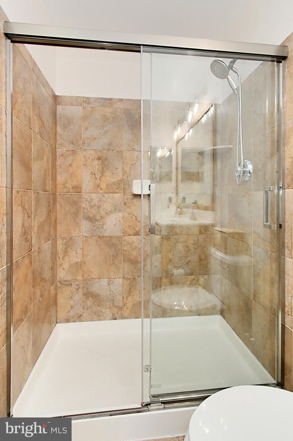 SOUTH RIDING - Residential