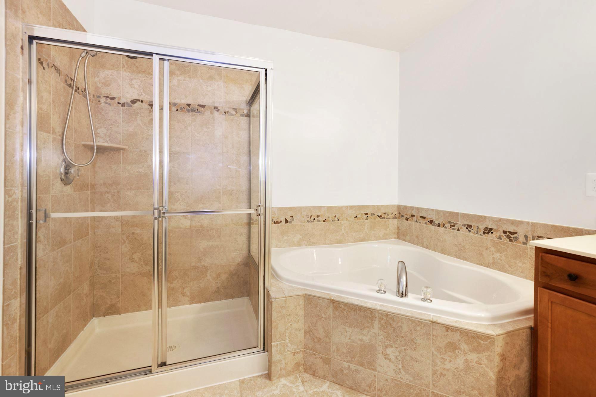 ARORA HILLS - Residential