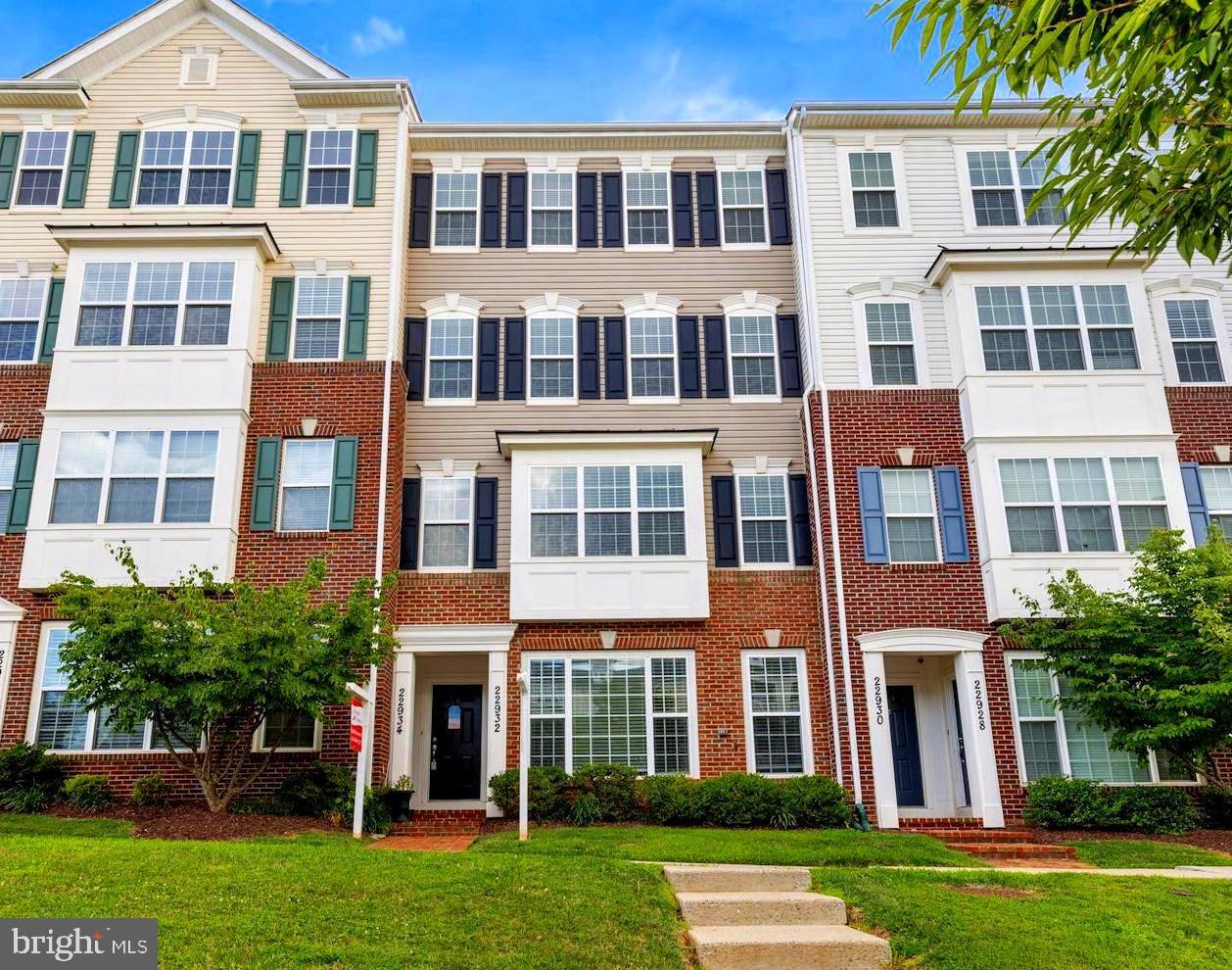 ARORA HILLS - Residential