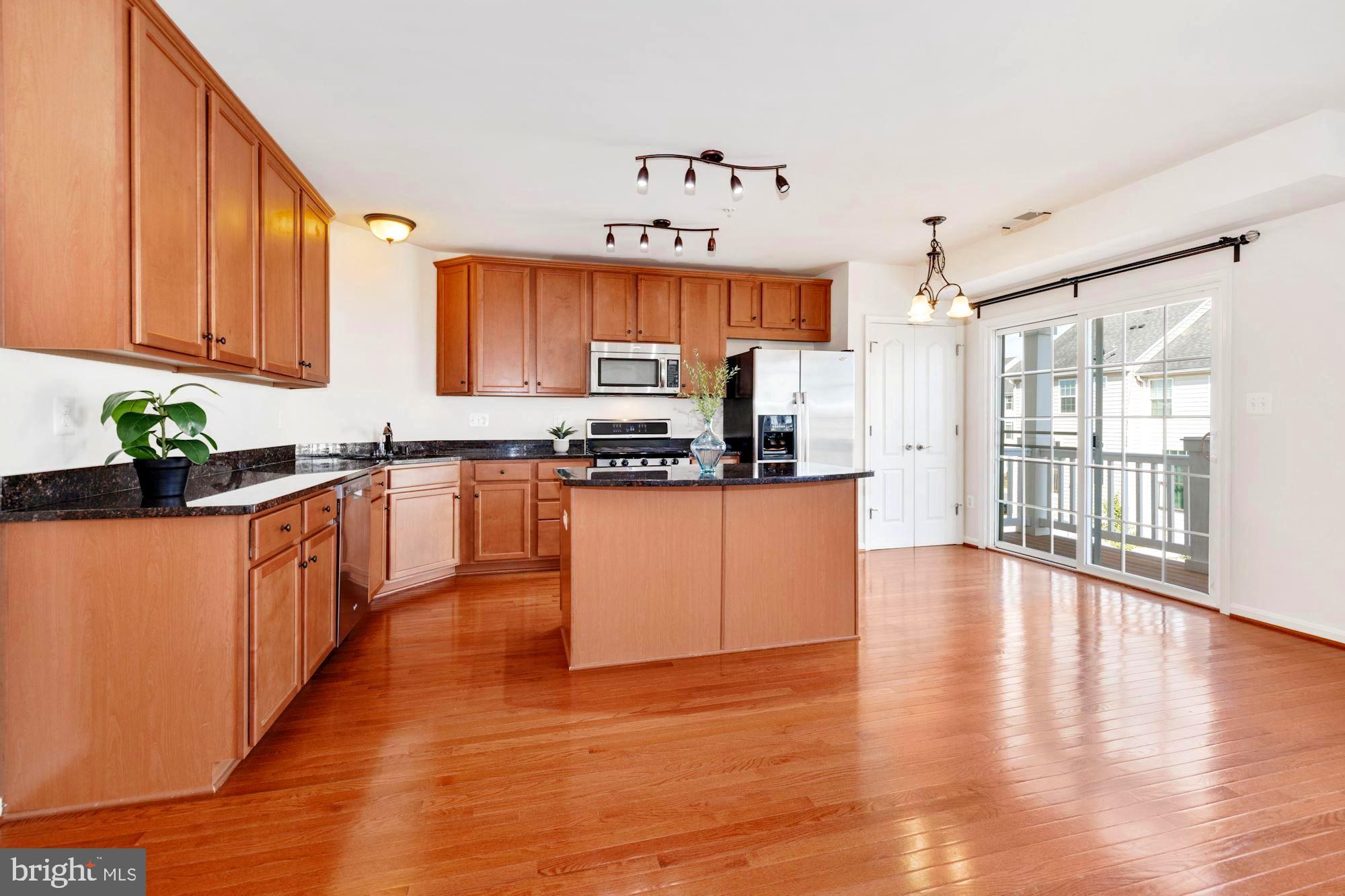 ARORA HILLS - Residential