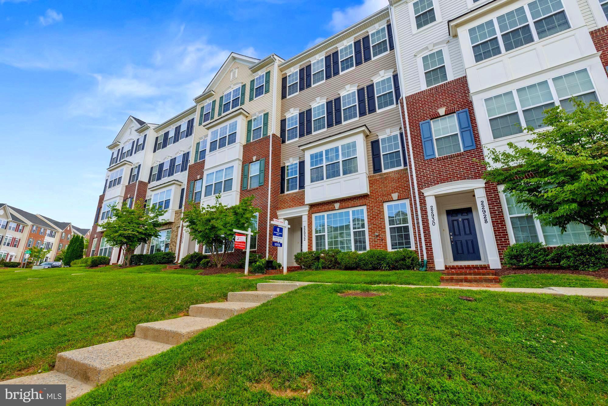 ARORA HILLS - Residential