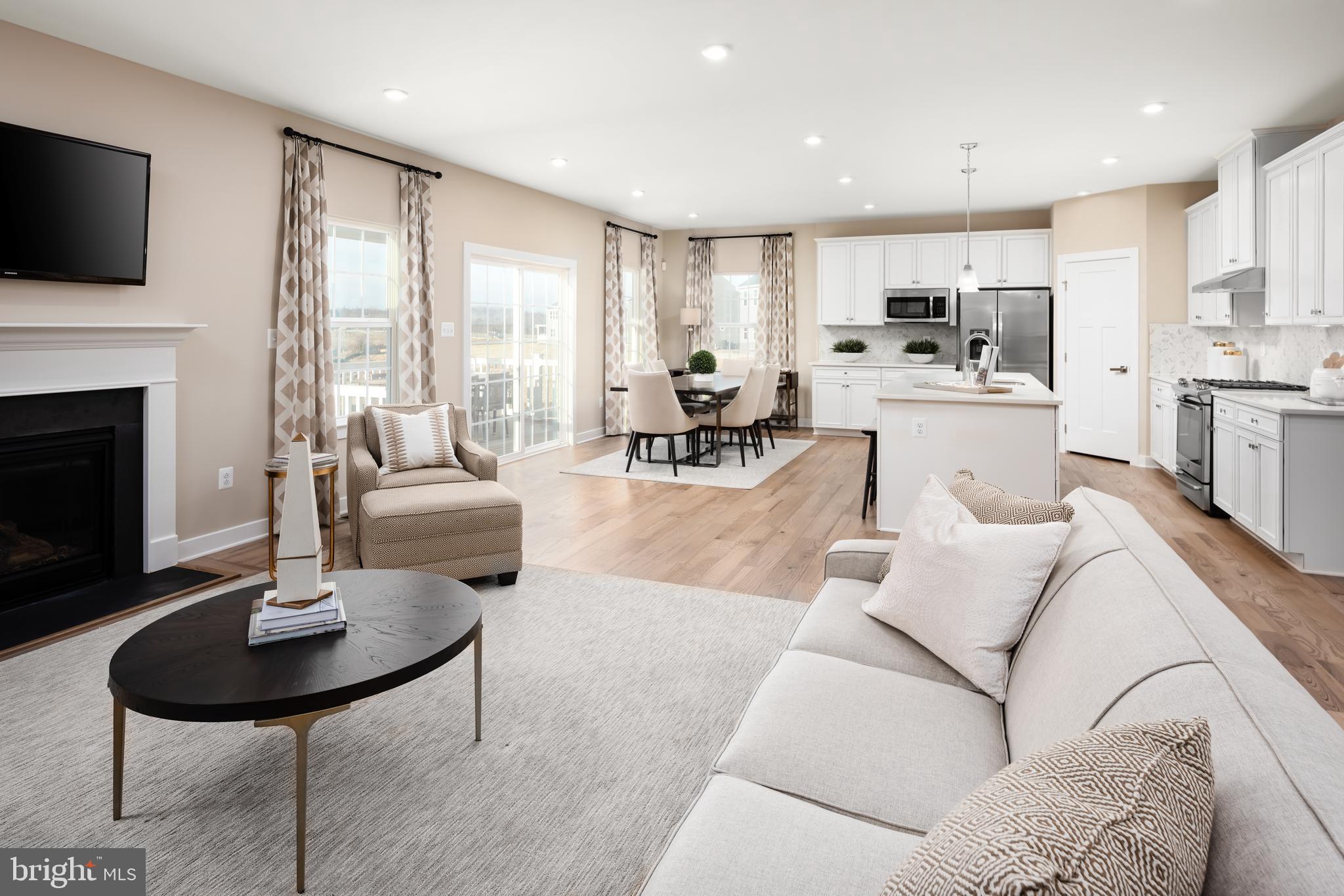 MONROVIA - Residential