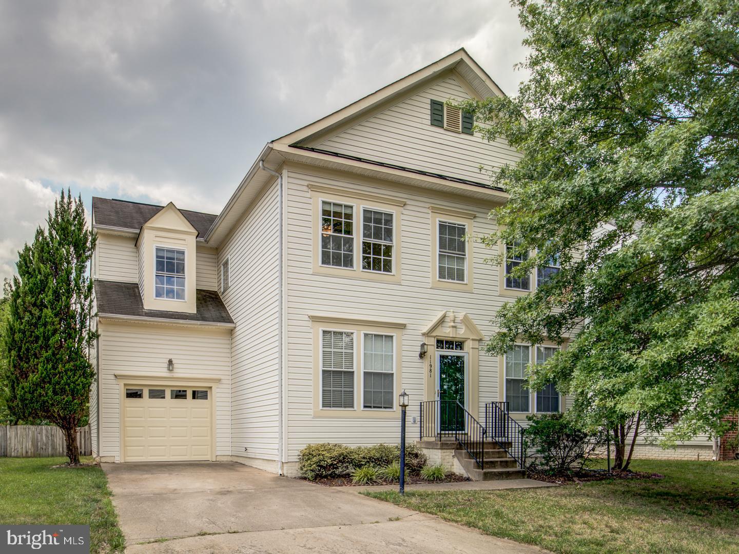 INDEPENDENCE/UNIV VLG - Residential