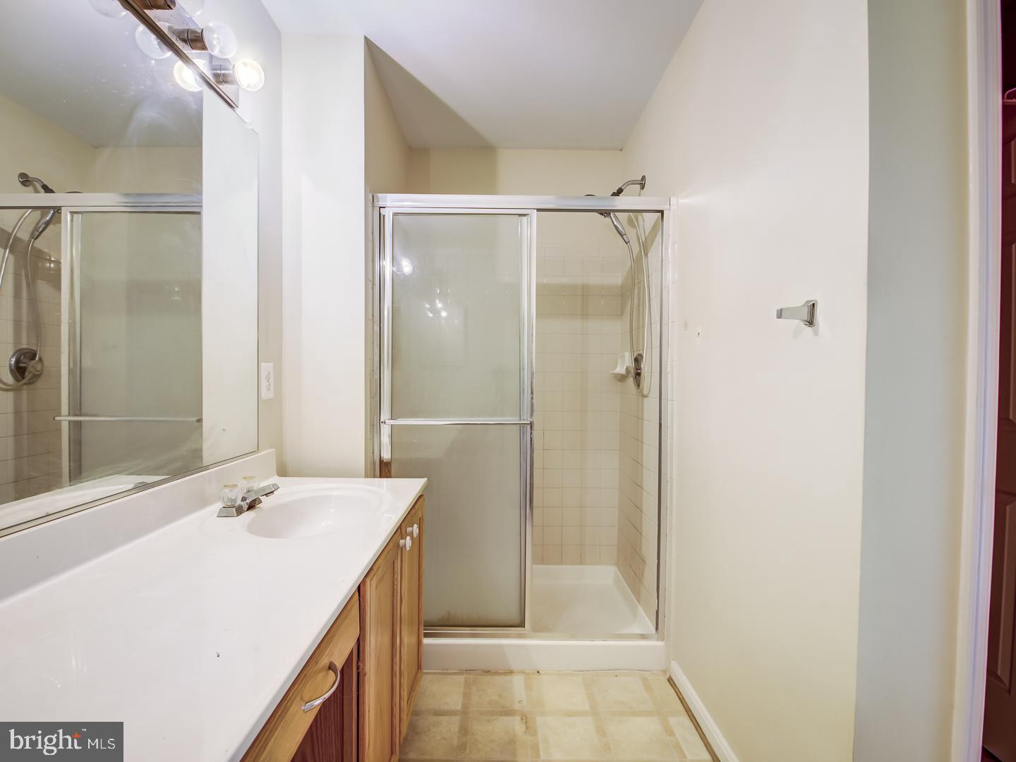 INDEPENDENCE/UNIV VLG - Residential