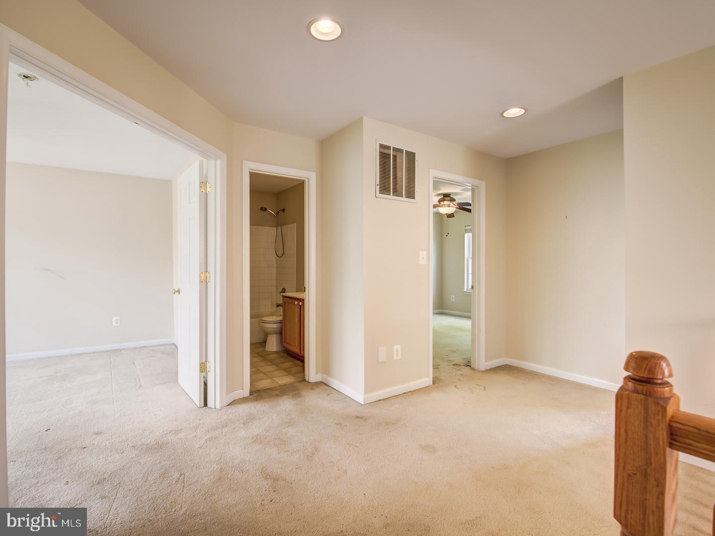 INDEPENDENCE/UNIV VLG - Residential