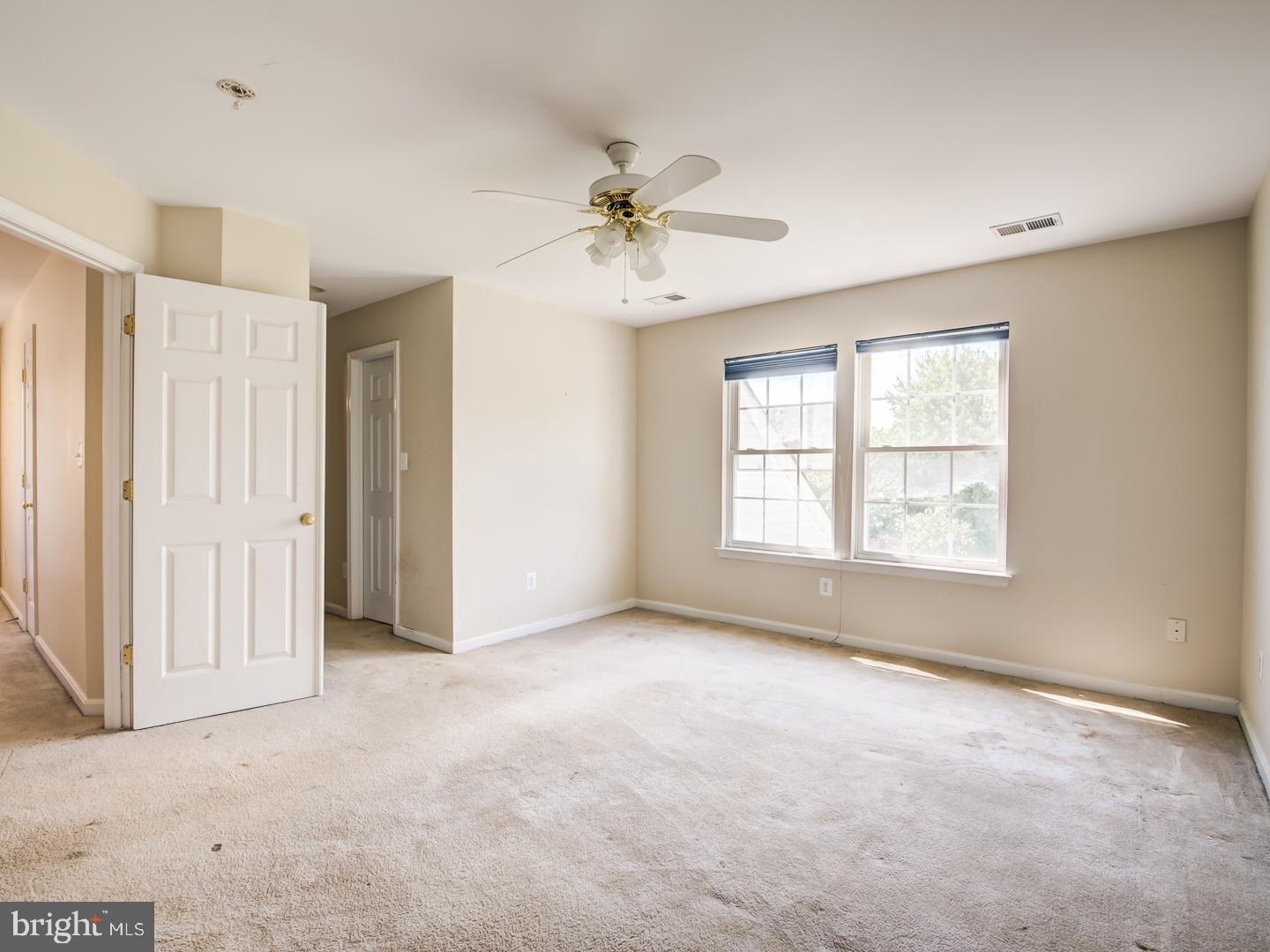 INDEPENDENCE/UNIV VLG - Residential