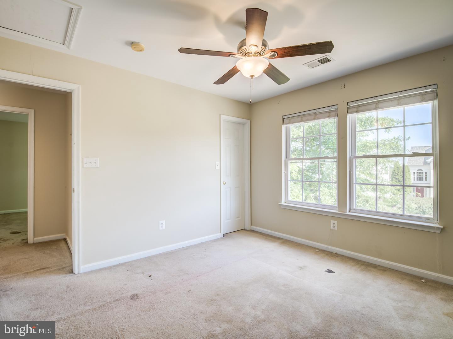 INDEPENDENCE/UNIV VLG - Residential