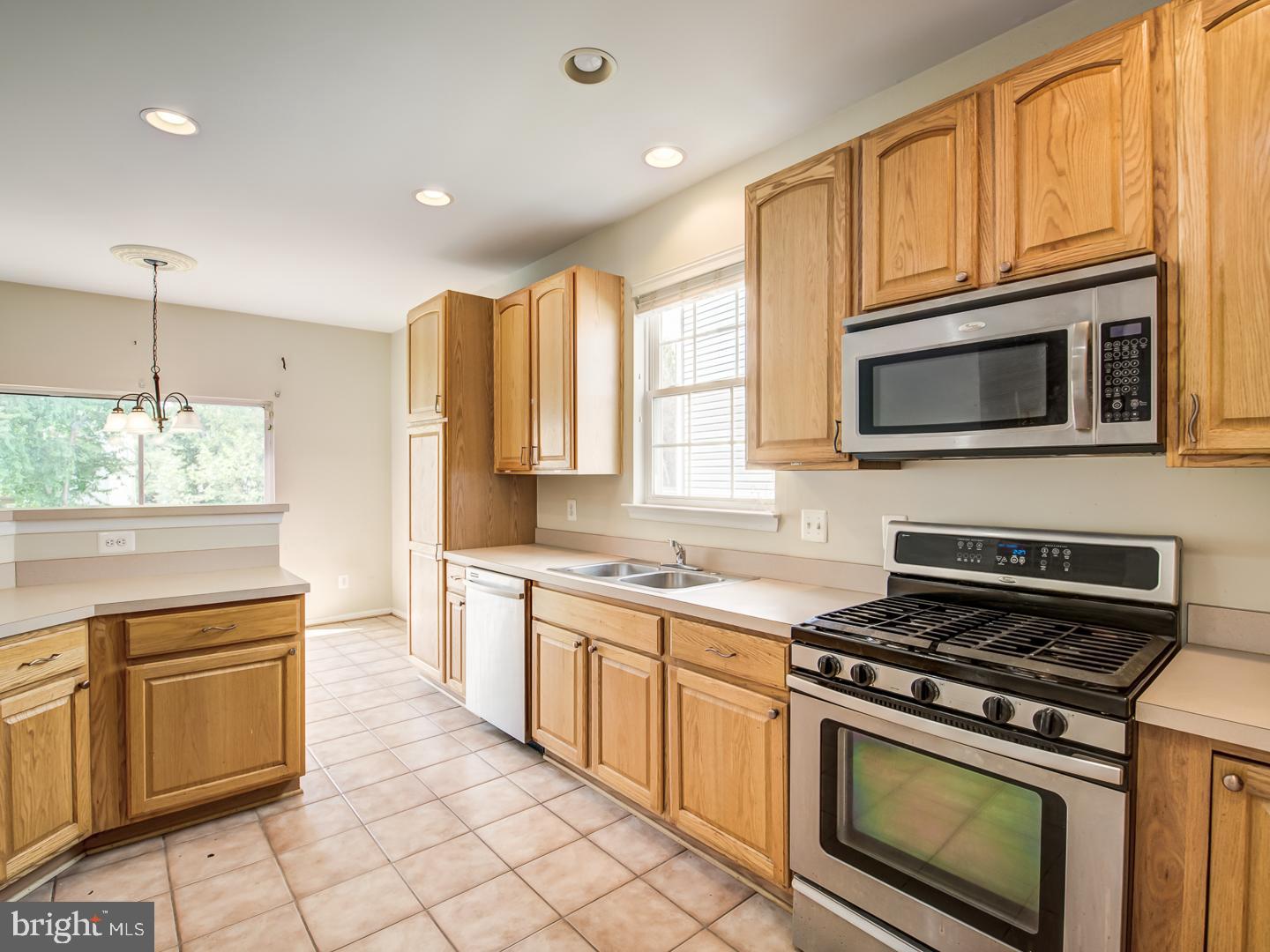 INDEPENDENCE/UNIV VLG - Residential