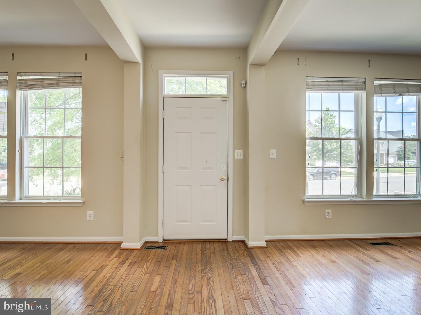 INDEPENDENCE/UNIV VLG - Residential