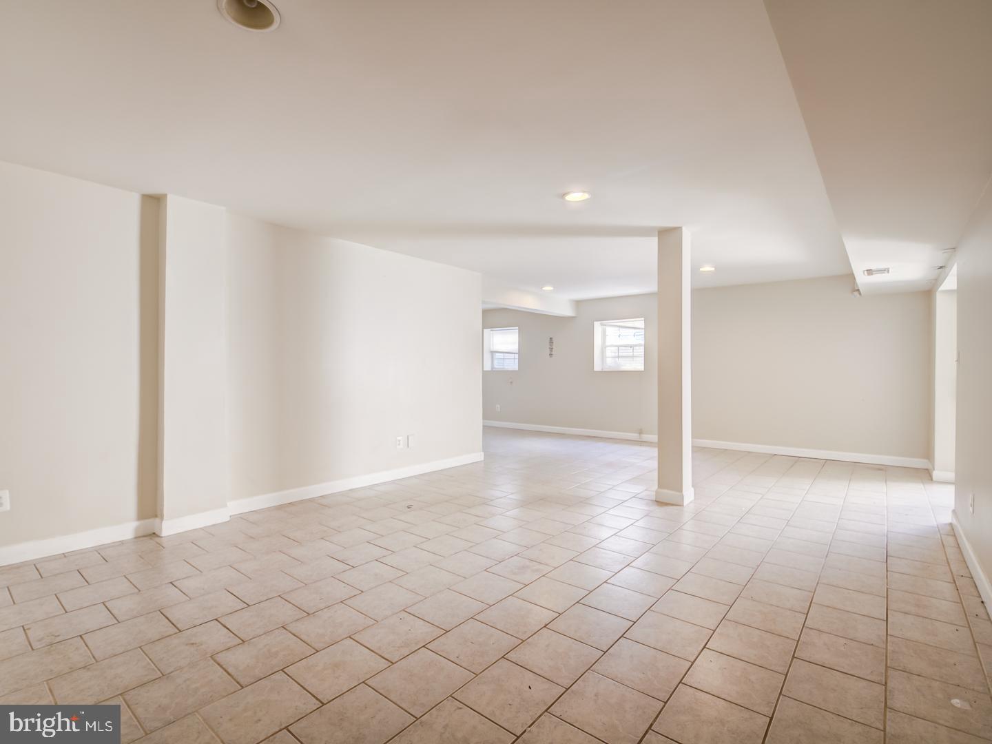 INDEPENDENCE/UNIV VLG - Residential