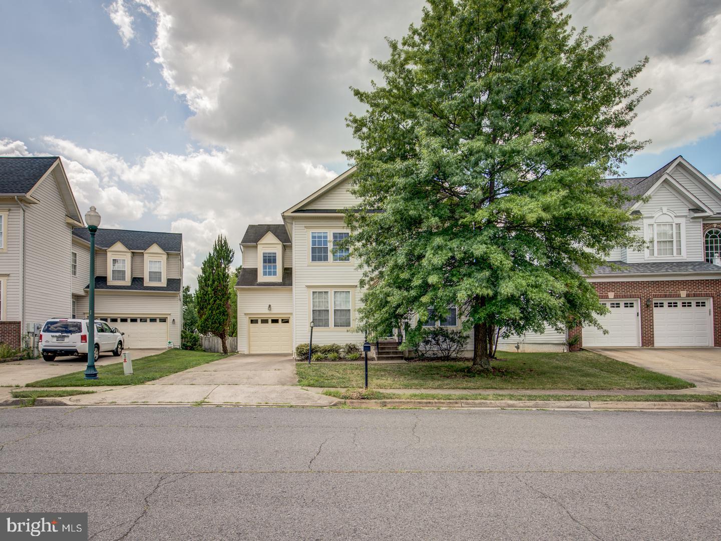 INDEPENDENCE/UNIV VLG - Residential