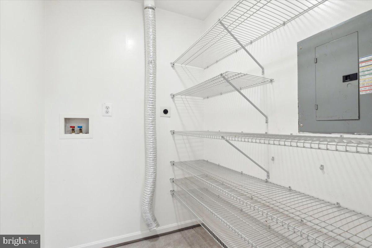 ASTORIA HILL - Residential