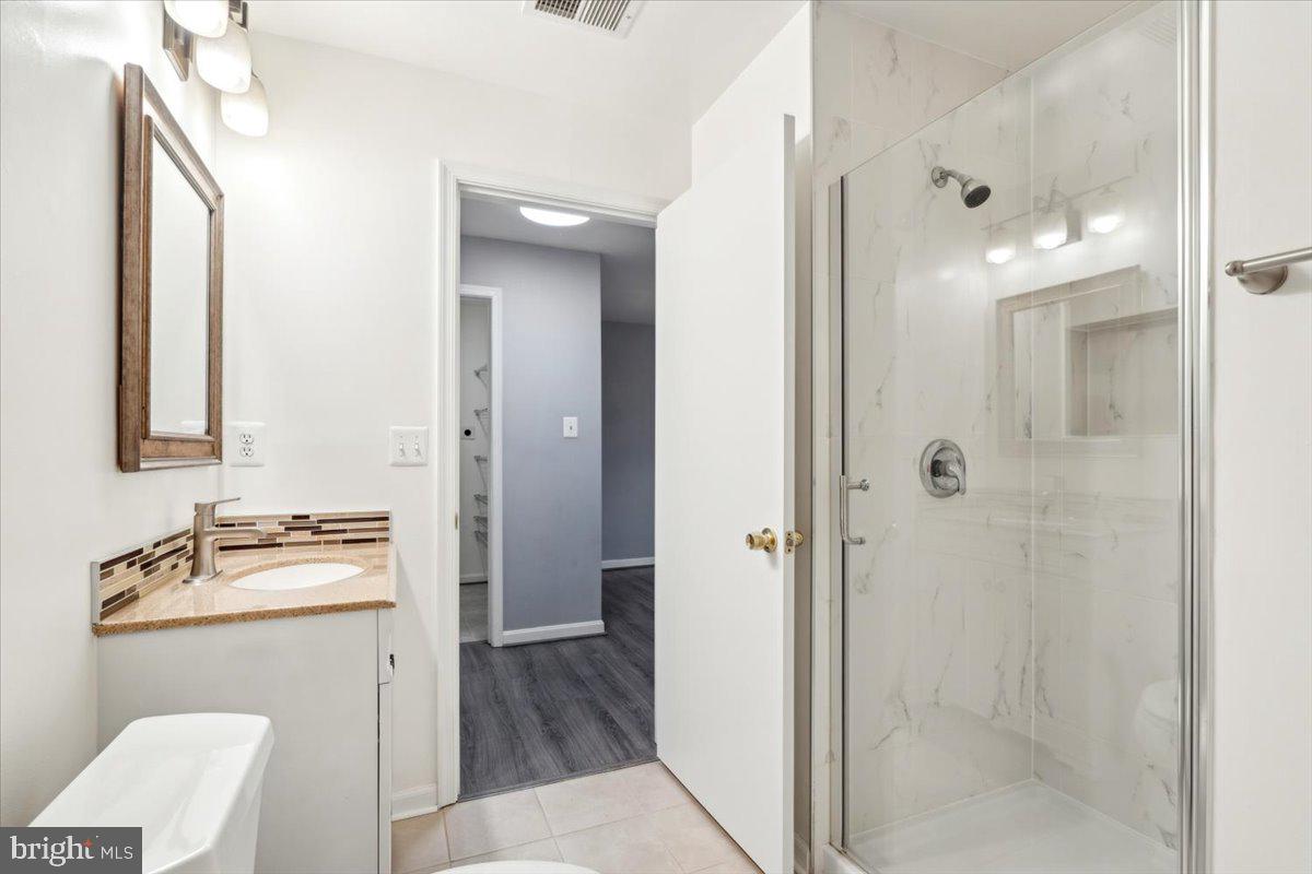 ASTORIA HILL - Residential