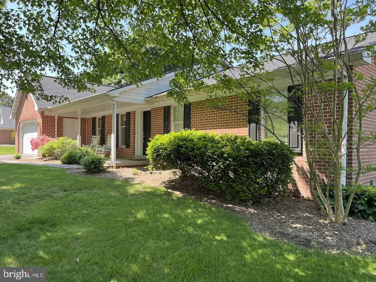 Manheim, Pennsylvania 17545, United States, 3 Bedrooms Bedrooms, ,3 BathroomsBathrooms,Residential,Pending,137693