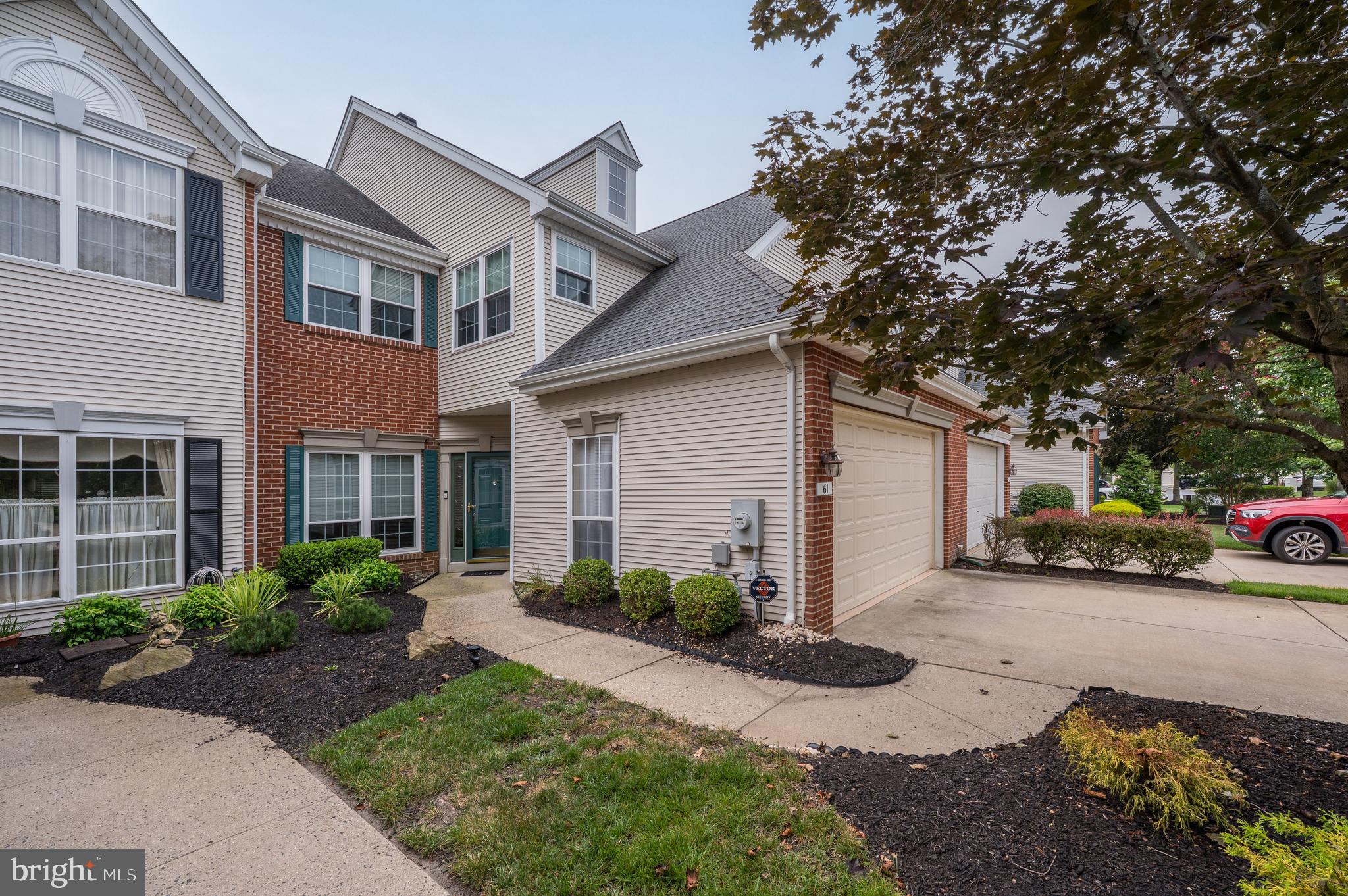 61 GRAND BANKS CIRCLE