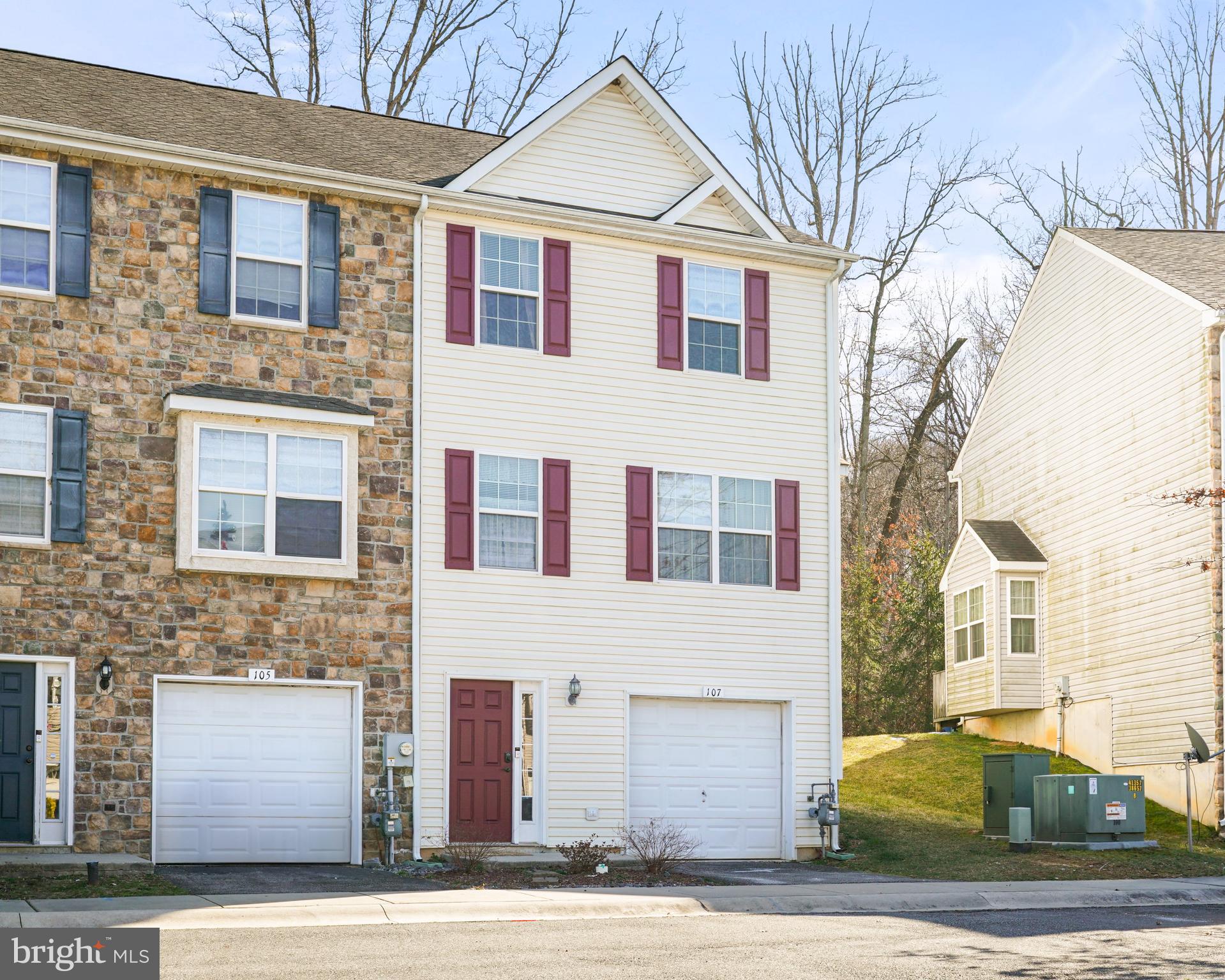 RED HILL - Residential