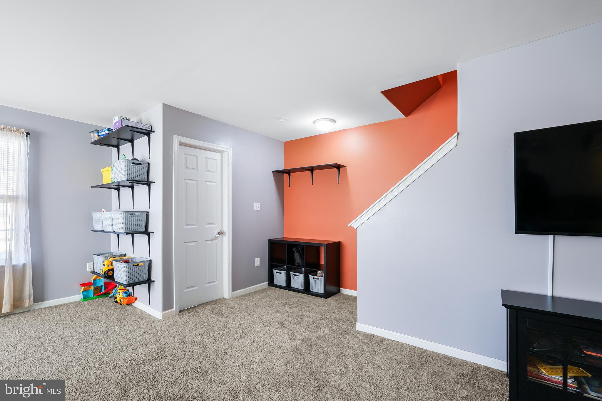 RED HILL - Residential